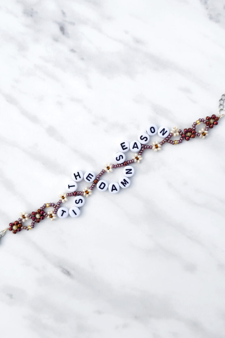 tis the damn season Bracelet